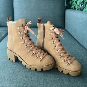 NWT SCHUTZ S-XAYANE BOOTS 8